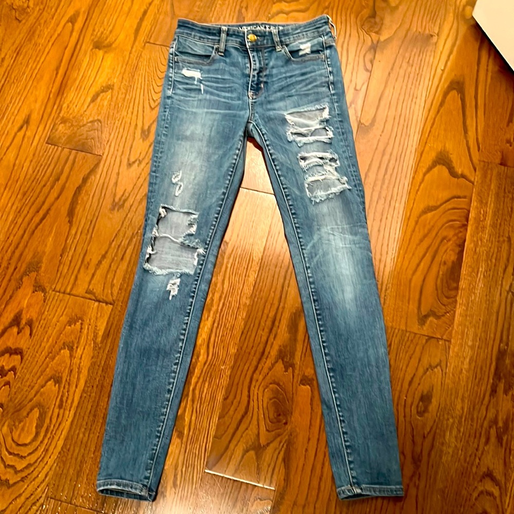 American Eagle Ripped Jeans sz4 long